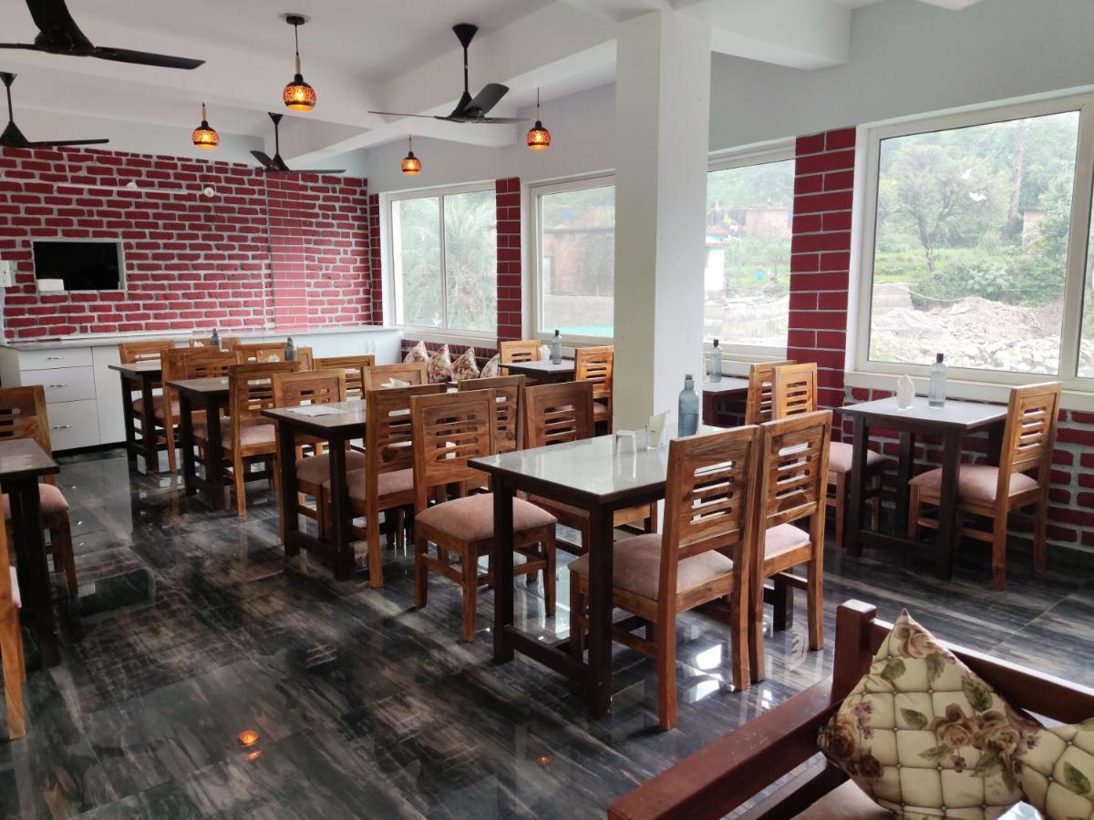 Hotel Studioz Sahastradhara Dehradun Eksteriør bilde